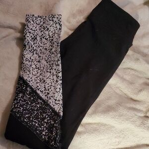 SO Black and White Leggings